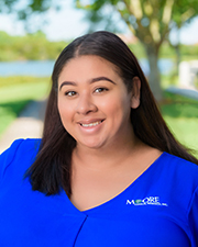 2020-05-20 Moore Clinic Portraits-6-Julissa 180x225
